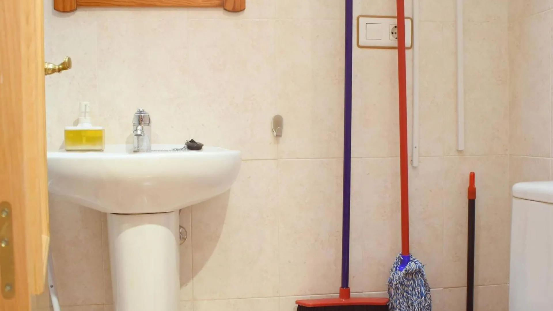 Fantastico Apartamento De Dos Dormitorios En El Soho Málaga España