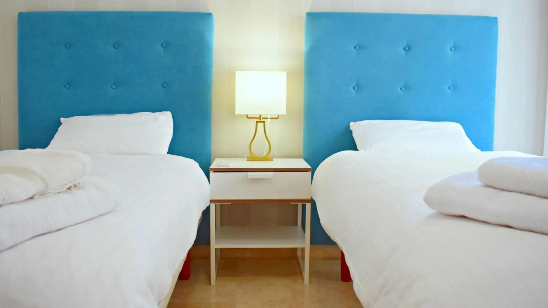 Fantastico Apartamento De Dos Dormitorios En El Soho Málaga